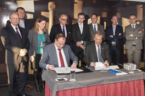 Hoogheemraadschap van Delfland en Koninklijke Woudenberg tekenen overeenkomst