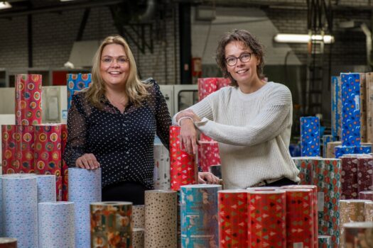 Links Marlon Timmerhuis-Kuiper (Kaleidoscope), rechts Kim Keijzer-Nieboer (Keijzer Papier)