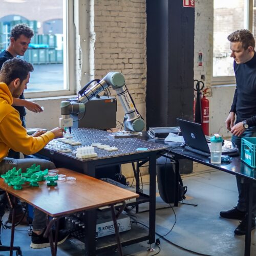 Machinebouwer VMI start samenwerking met Perron038