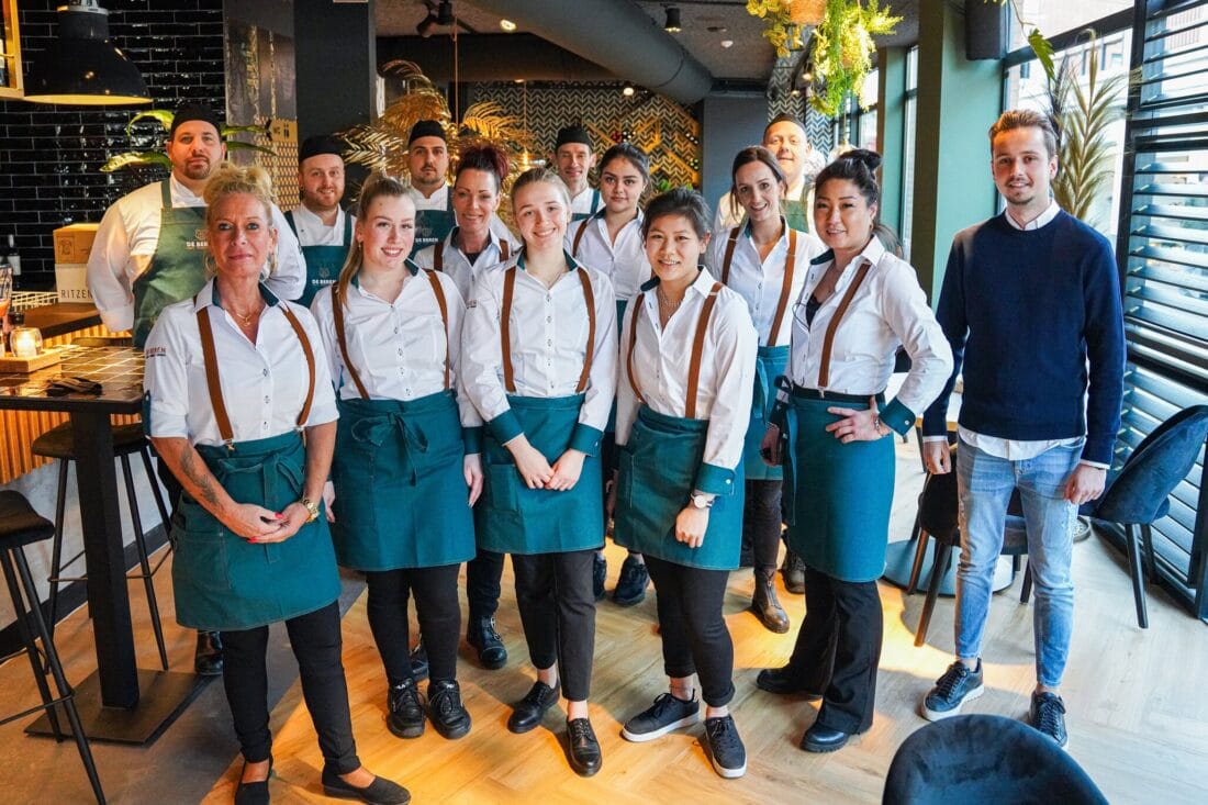 Horecafamilie Kaan opent restaurant De Beren aan het Simonsplein