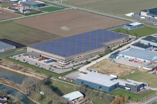 VolkerWessels Logistics Development verhuurt distributiecentrum in Huissen aan Hoevers Groep 