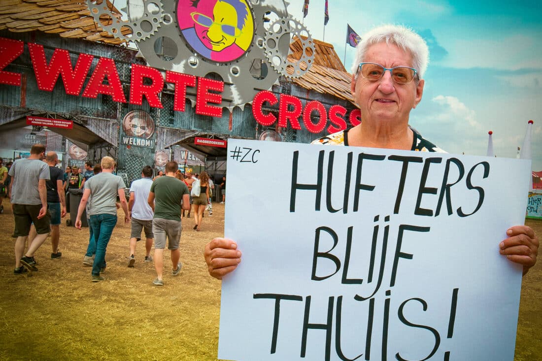 Tante Rikie heeft nog één wens: hufters, blijf thuis!