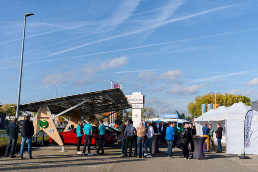 Officiële opening slim EV laadplein in Deventer