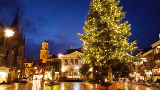 Winters Zwolle in sprookjesachtige stad 
