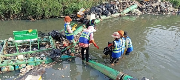 HappySoapers ‘vissen’ 4.800 kilo plastic op uit Cambodjaanse rivieren 