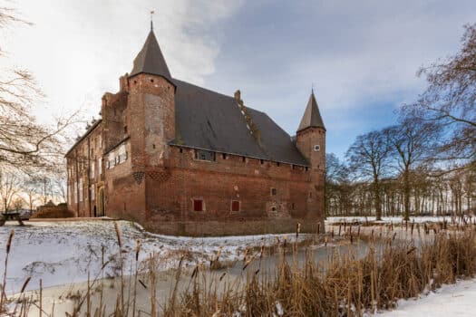 Theater en kasteelbezoek Hernen