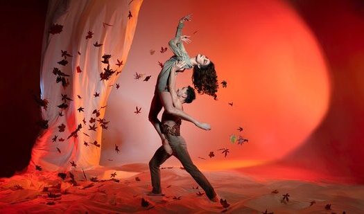 Introdans in Amphion in première met krachtige en meditatieve FALL