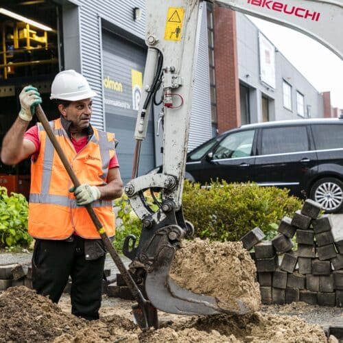 Start aanlegwerkzaamheden glasvezel op bedrijventerrein Kayersmolen in Apeldoorn