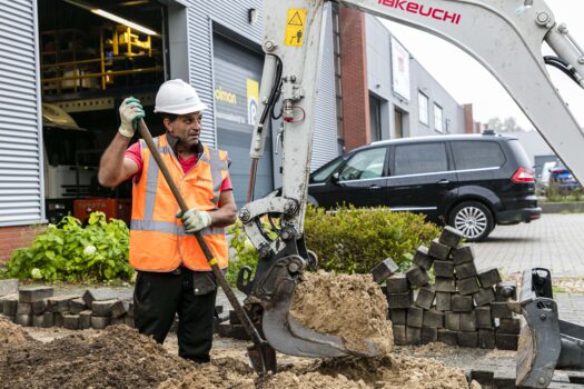 Start aanlegwerkzaamheden glasvezel op bedrijventerrein Kayersmolen in Apeldoorn