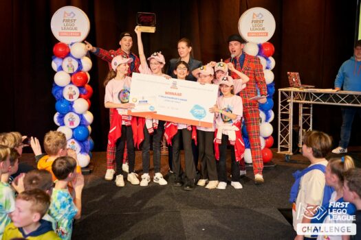 Basisschool Telgenborch uit Almelo wint landelijke finale FIRST LEGO League