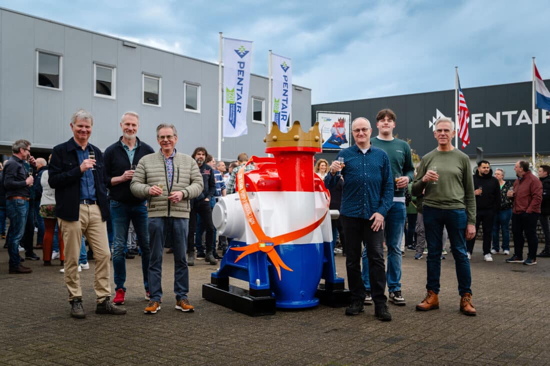 Pentair viert 120-jarig jubileum met onthulling jubileum-pom