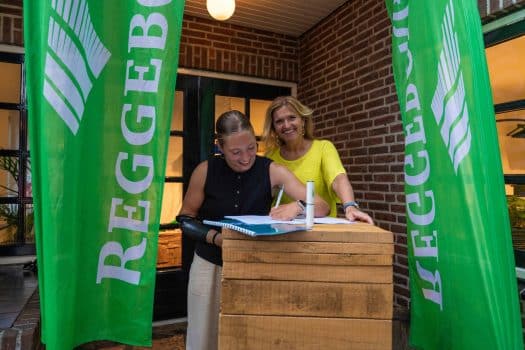 Para-atlete Kiki Hendriks gesteund door Reggeborgh Foundation
